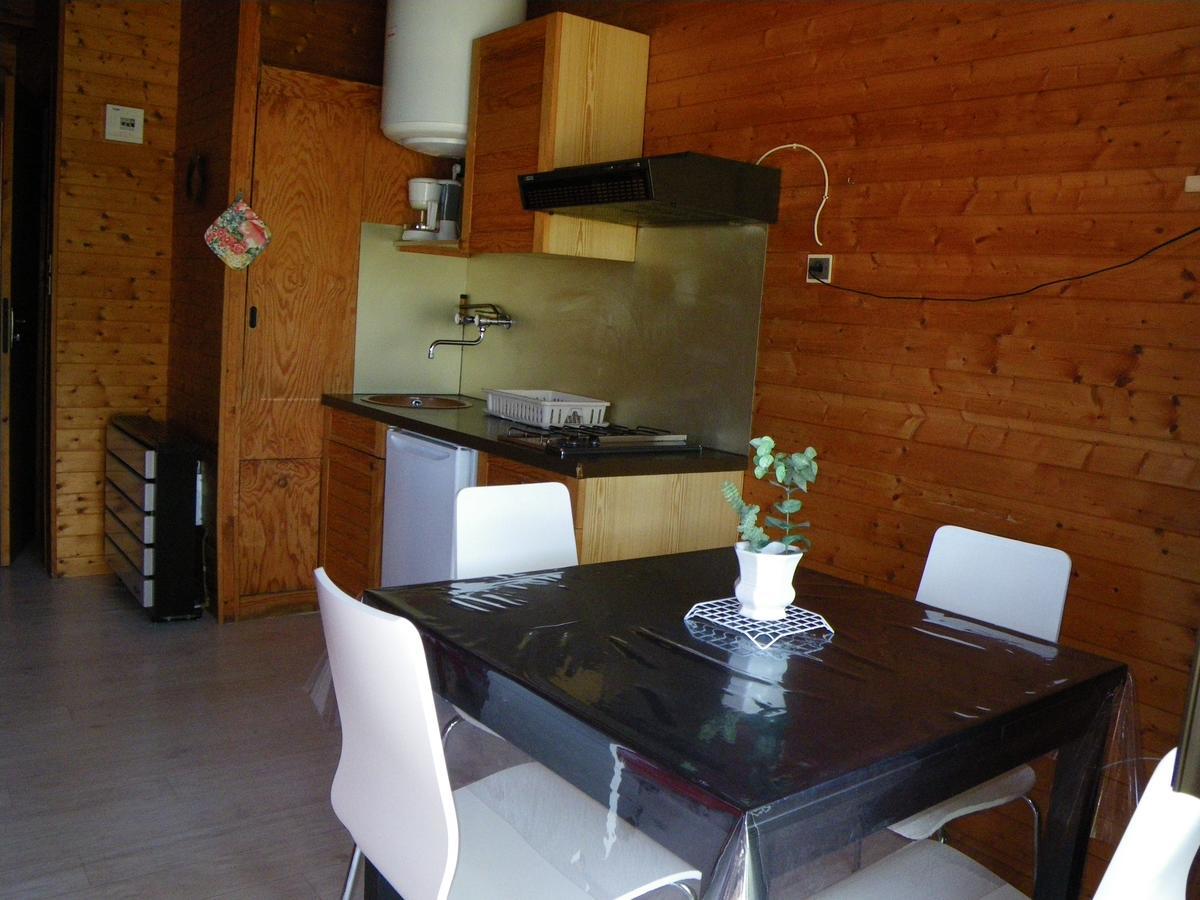 אנסל Camping Les Auches מראה חיצוני תמונה